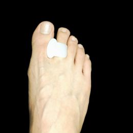 Toe Correction Silicone Insole Clip Toe Pad Orthopedic Milky White Toe Middle Finger Stall Toe Separator (Color: White)